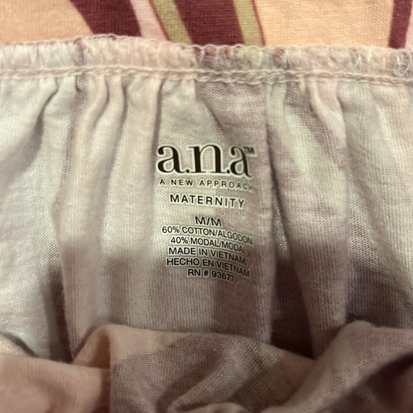 A.n.a maternity top - Picture 3 of 3